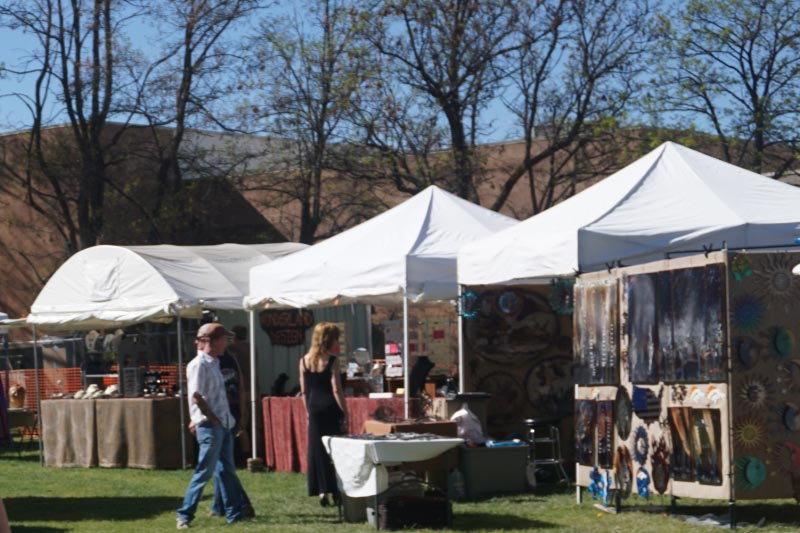Arts & Crafts Taos Lilac Festival